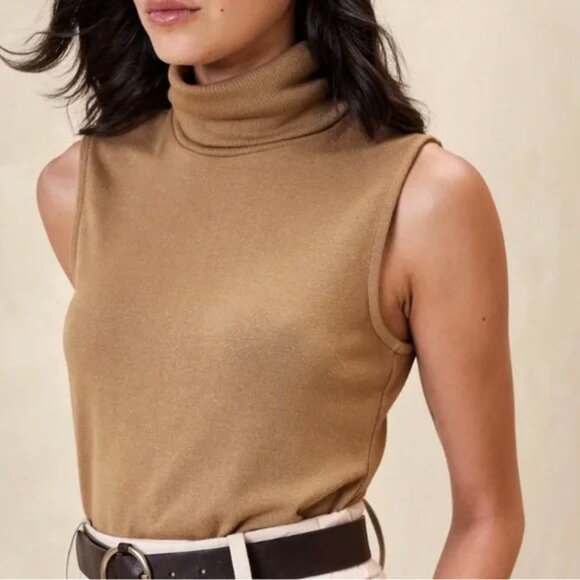 Lot of 3 Soft Luxe Turtleneck Tanks - Picture 3 of 9